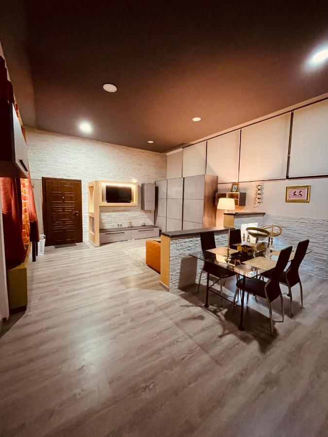 Golden House Διαμέρισμα Καστέλ Ματζιόρε Εξωτερικό φωτογραφία